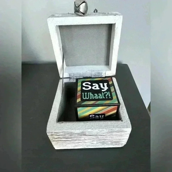 Decorative box with game - Picture 1 of 4